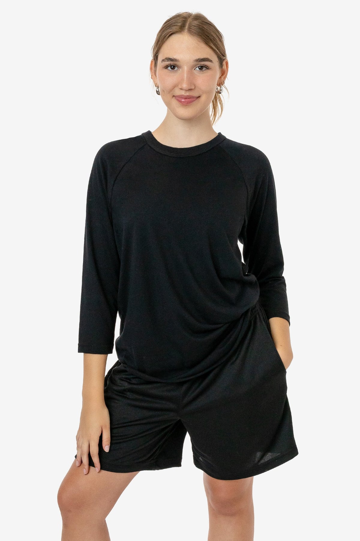 Black/Black [female]